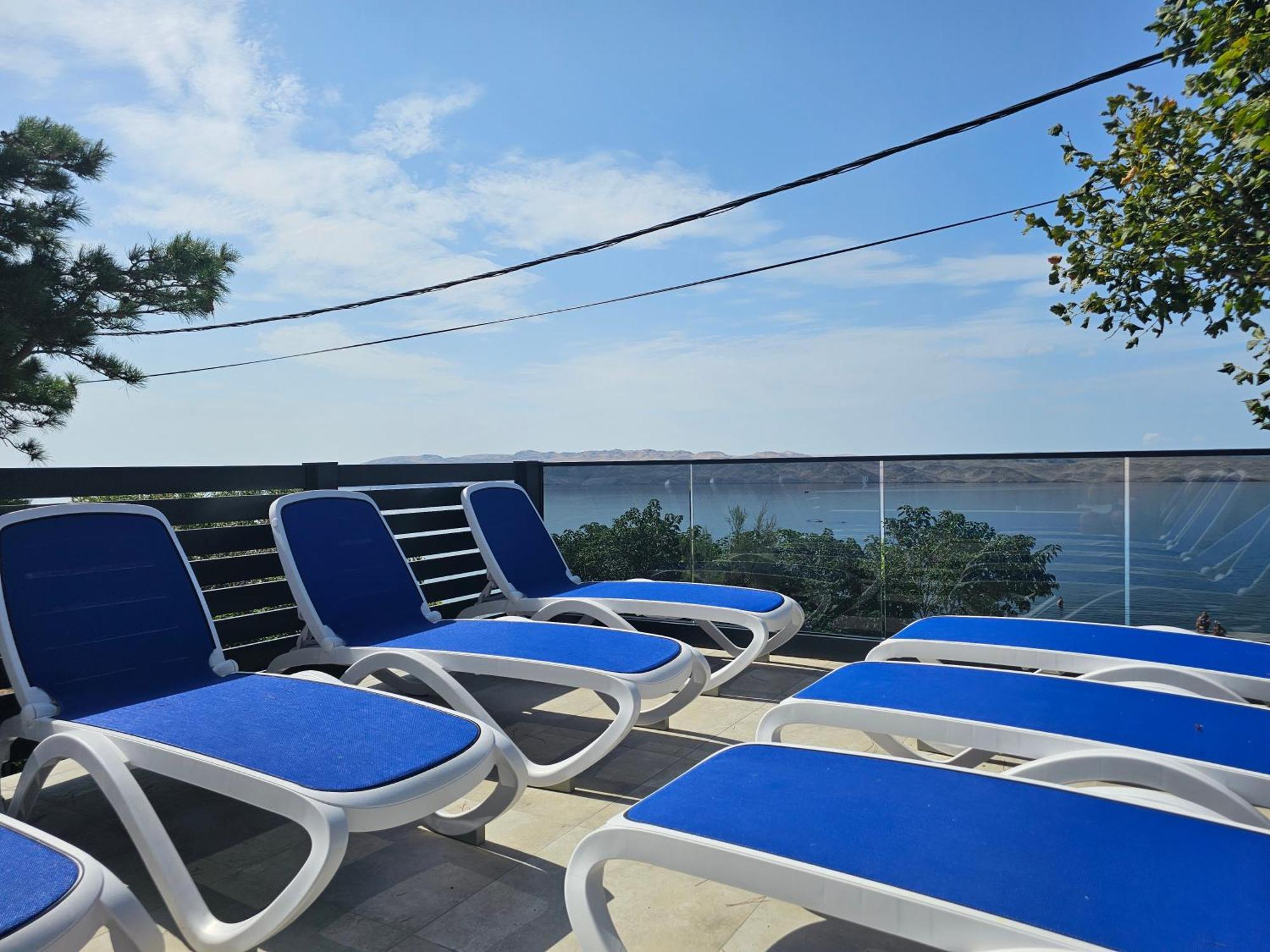 Beachfront House Ivana With Pool - Renovated 2025 Cesarica Extérieur photo